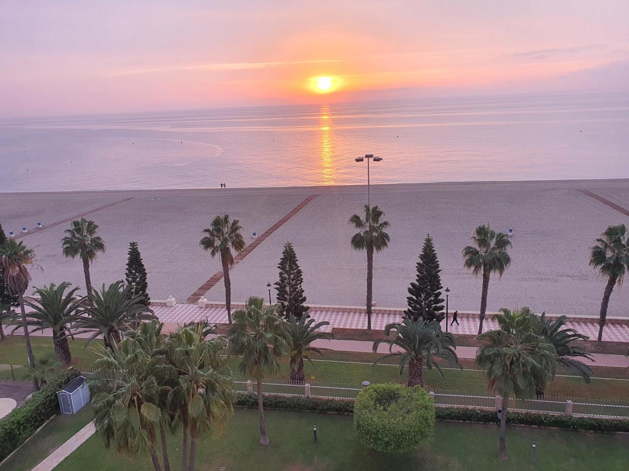 Primera Linea Playa Рокетас-де-Мар Экстерьер фото