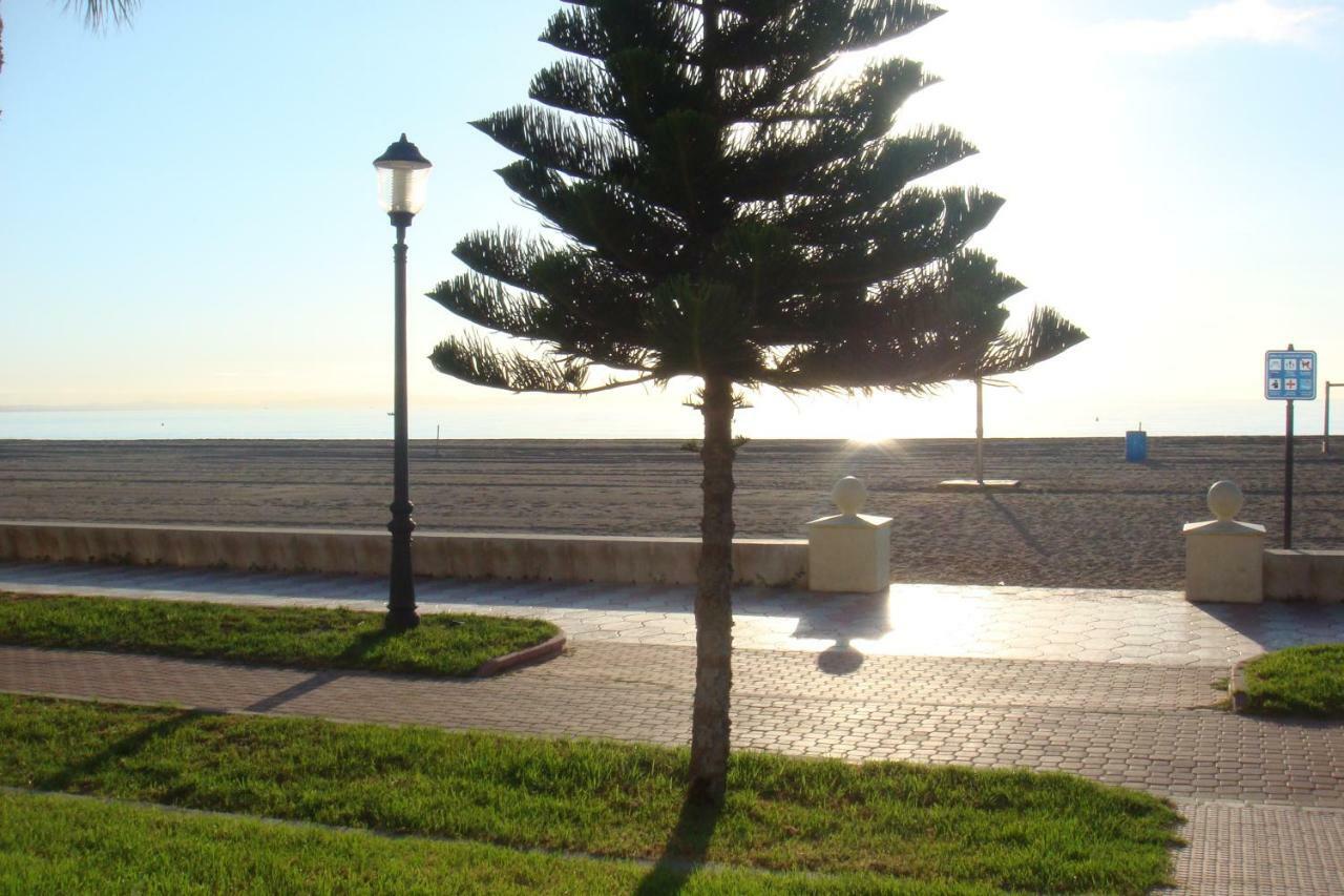 Primera Linea Playa Рокетас-де-Мар Экстерьер фото